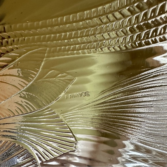 Vintage Arcoroc Canterbury 9” Bowl - Crystal Crocus Serving Bowl Floral Glass - Picture 9 of 11